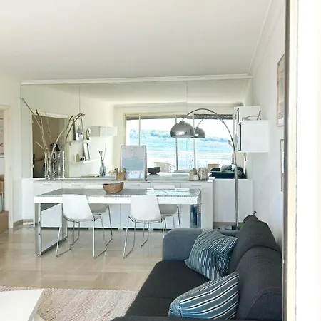 Apartmán Pointe Croisette Spacious 1-bedroom Overlooking Port Moure Rouge Id1209 *