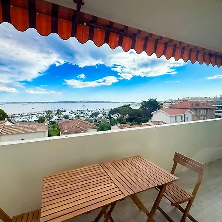 Apartmán Pointe Croisette Spacious 1-bedroom Overlooking Port Moure Rouge Id1209 *